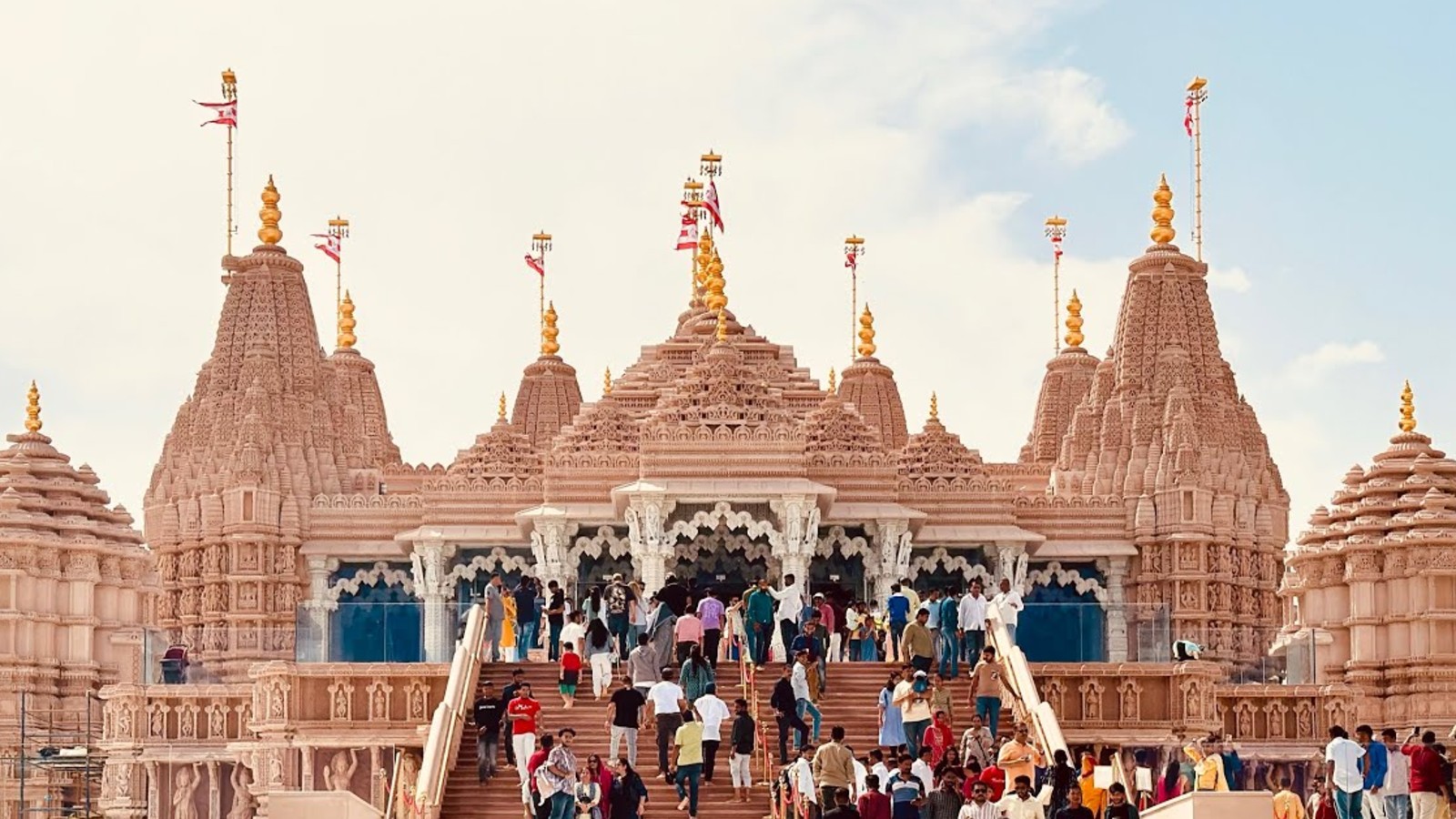 Sheikh Zayed Grand Mosque Day View | Top Tourist Attraction in UAE